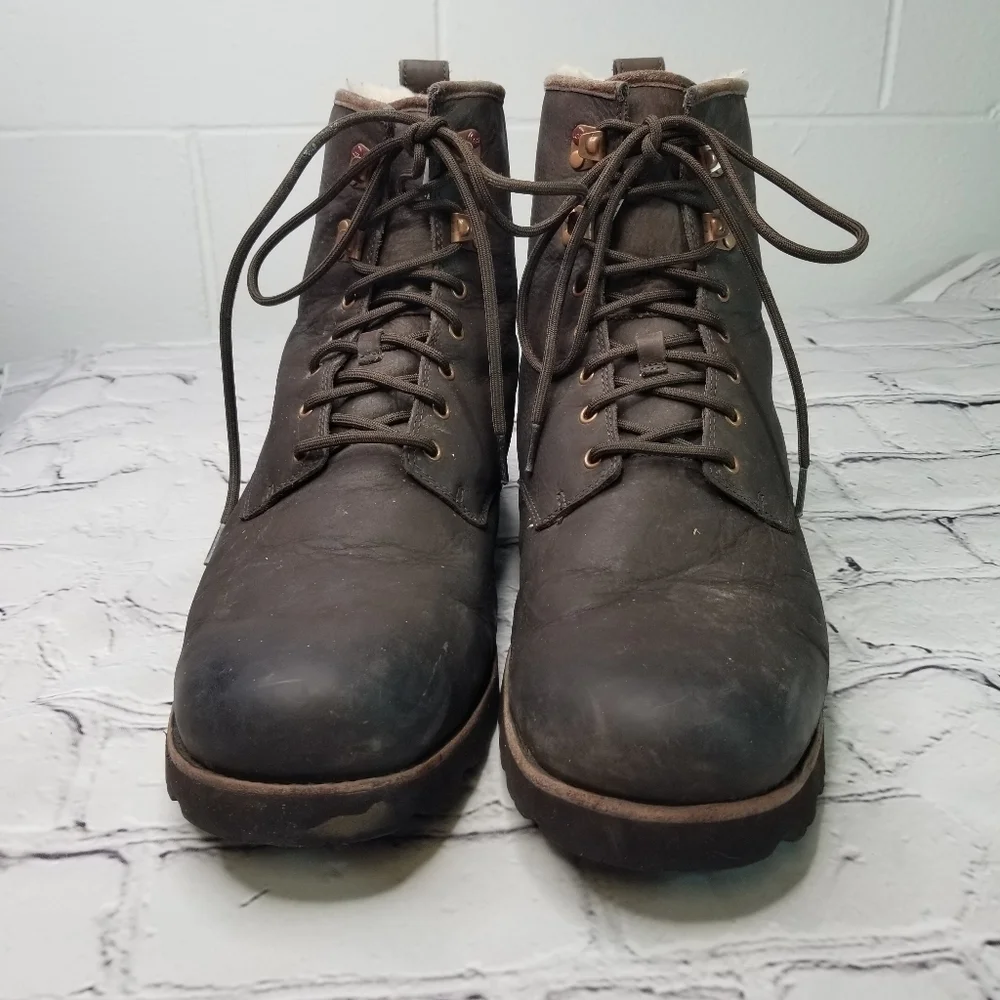 Ugg Hannen TL brown leather boots